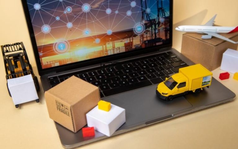 How Can the Right Carrier Services Optimize Your Logistics Efficiency