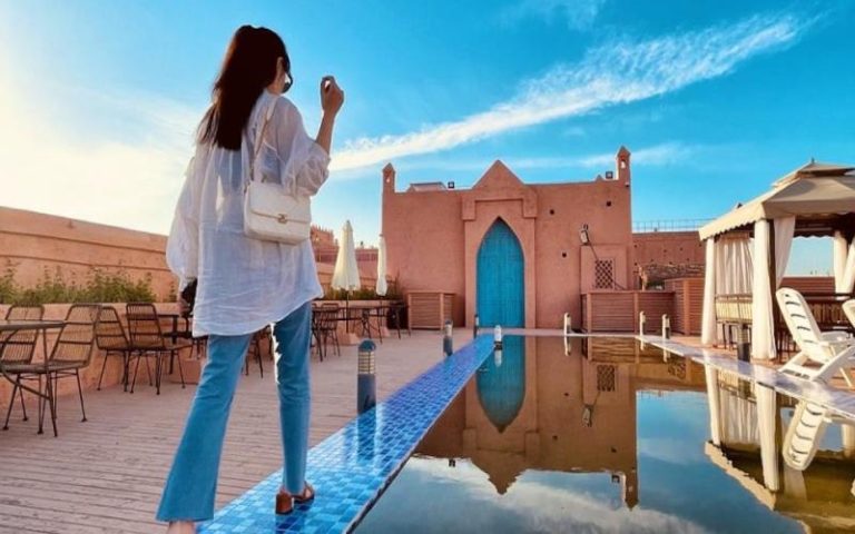 Morocco Group Tours The Pros and Cons