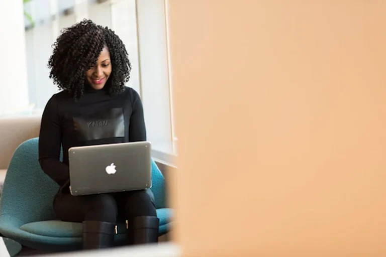 Boosting Productivity with Customizable Business Email Hosting Options