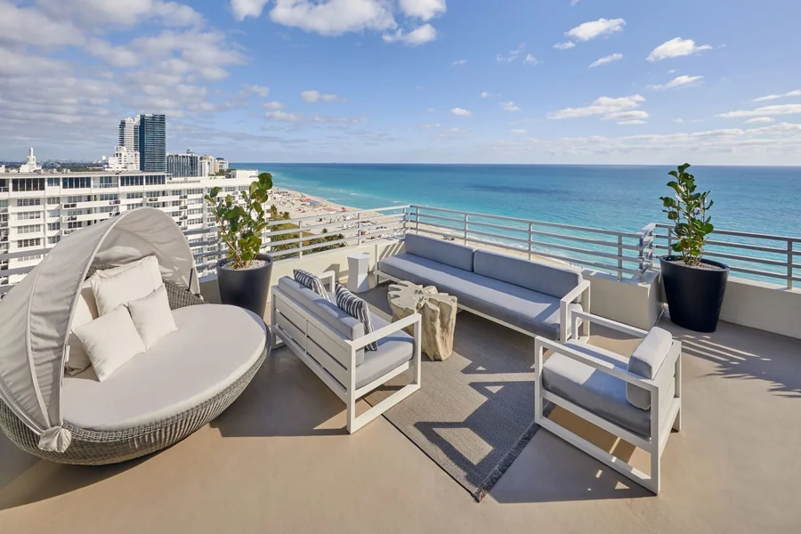 miami beach hotels with balcony
